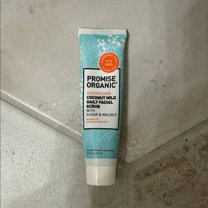 Promise Organic Nourishing Coconut Milk Daily Facial Scrub - Teal & White